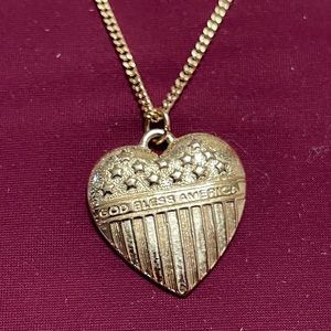 Avon Vintage Stars and Stripes Pendant Necklace